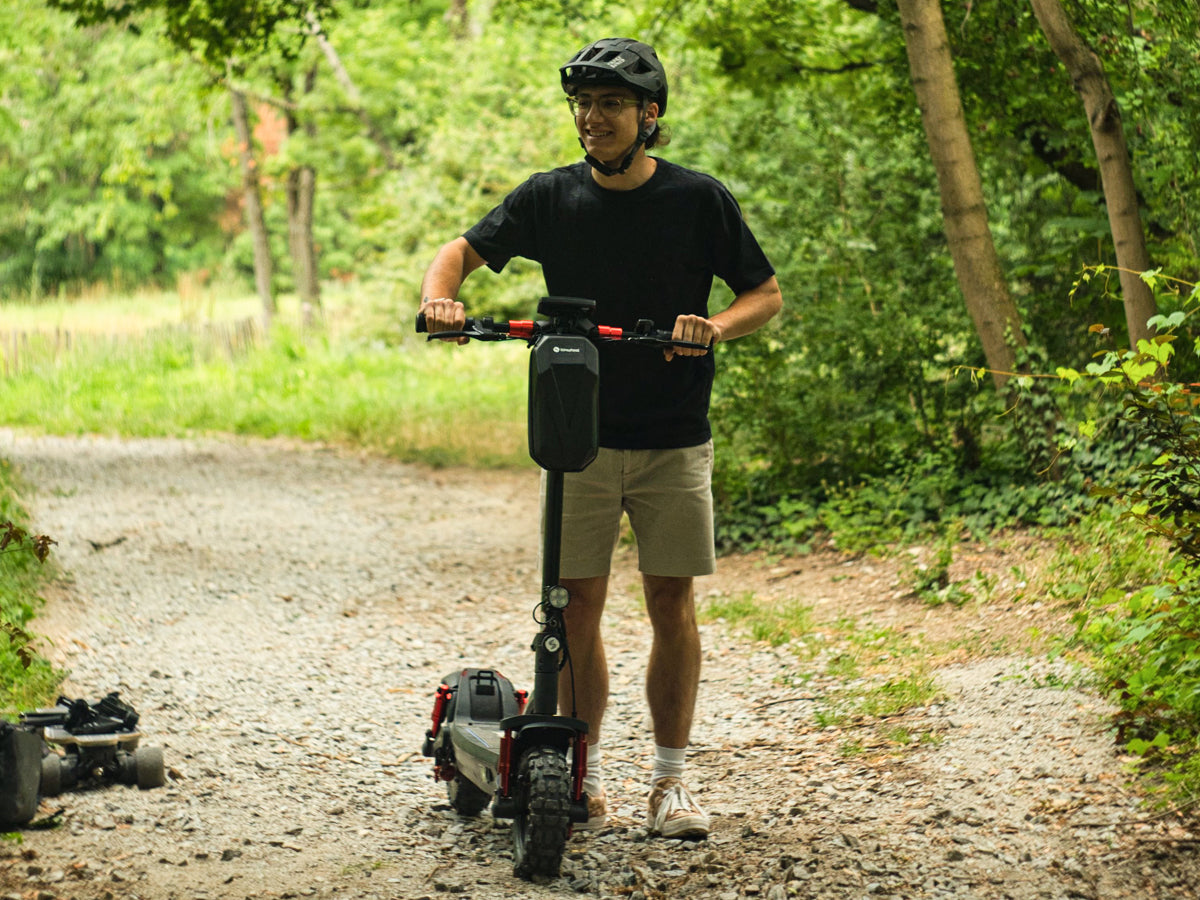 Elevate Your Ride: 12 Essential Electric Scooter Accessories for Safety and Style